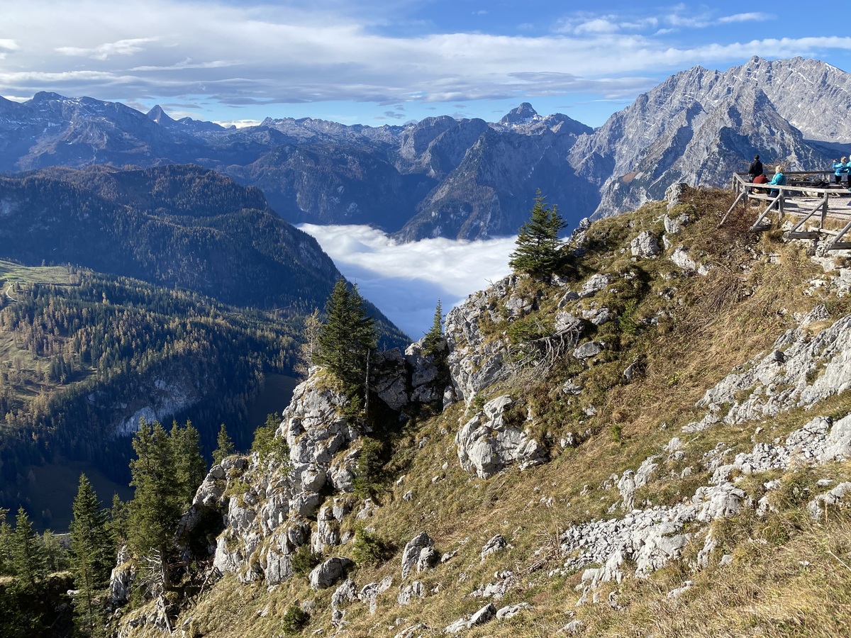 Nebel im Tal am Jenner Bergansicht