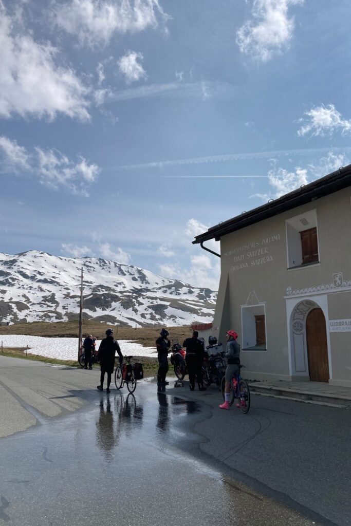 Zollhäuschen auf dem Umbrailpass