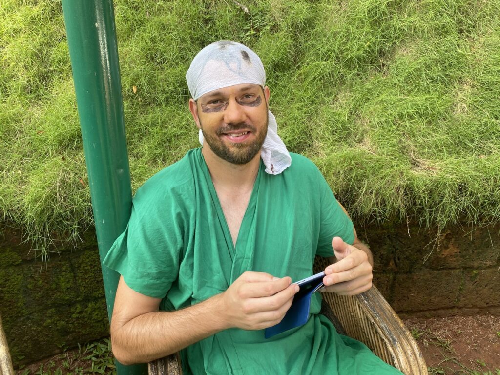 Patient bei Ayurveda-Kur im Somatheeram Ayurveda Resort in Kerala