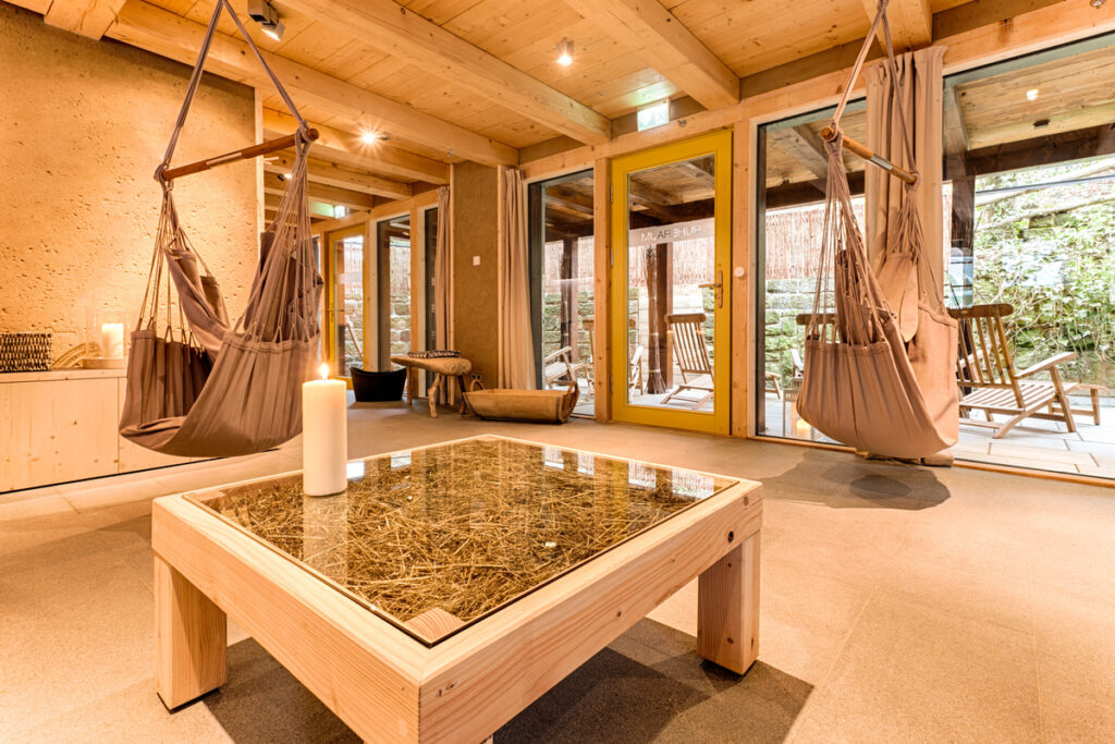 Badehaus im Ortskern schmilka