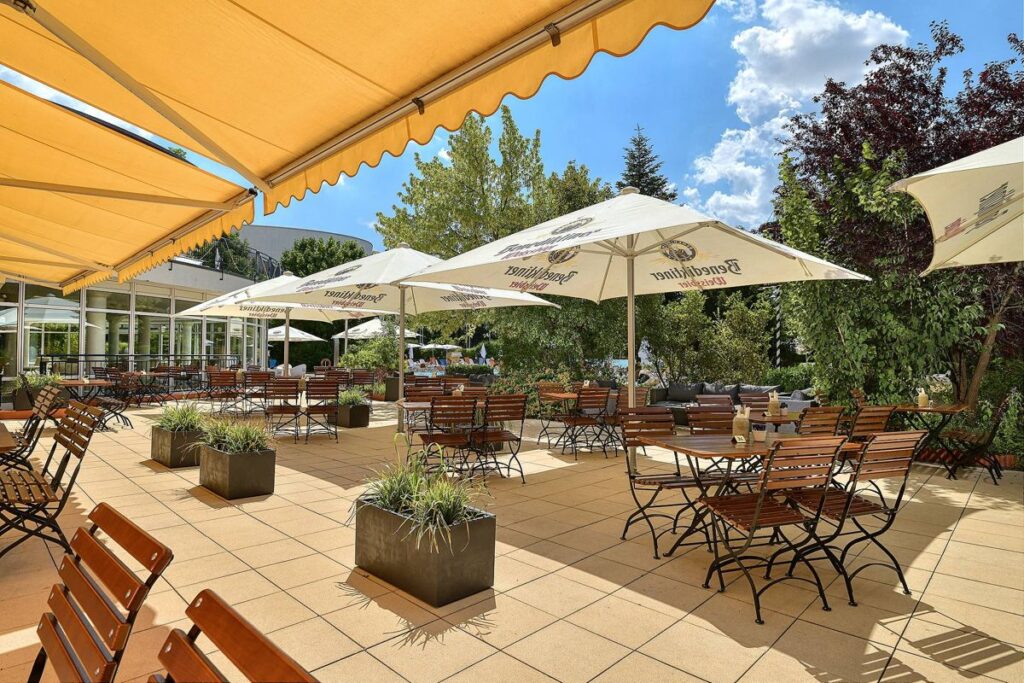 The Monarch Hotel Biergarten