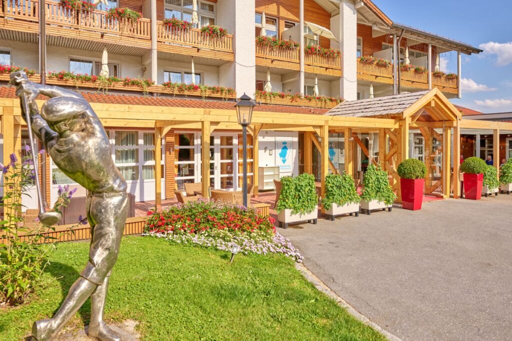 Deutschlands beste 10 Thermenhotels zum fairen Preis: Hartls Parkhotel Bad Griesbach