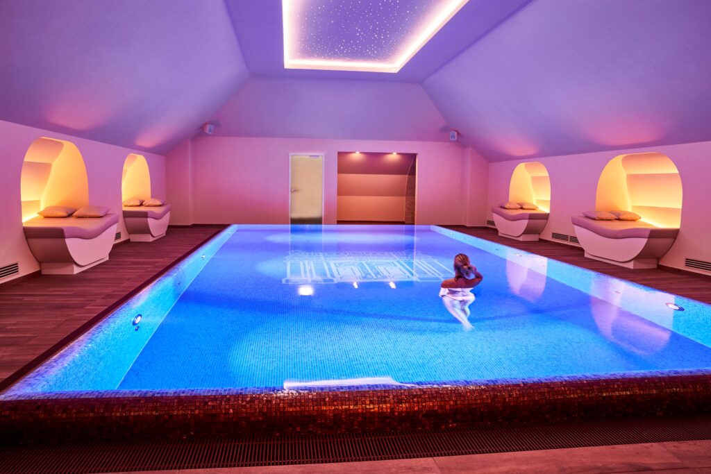 Innenpool Taschenbergpalais Dresden