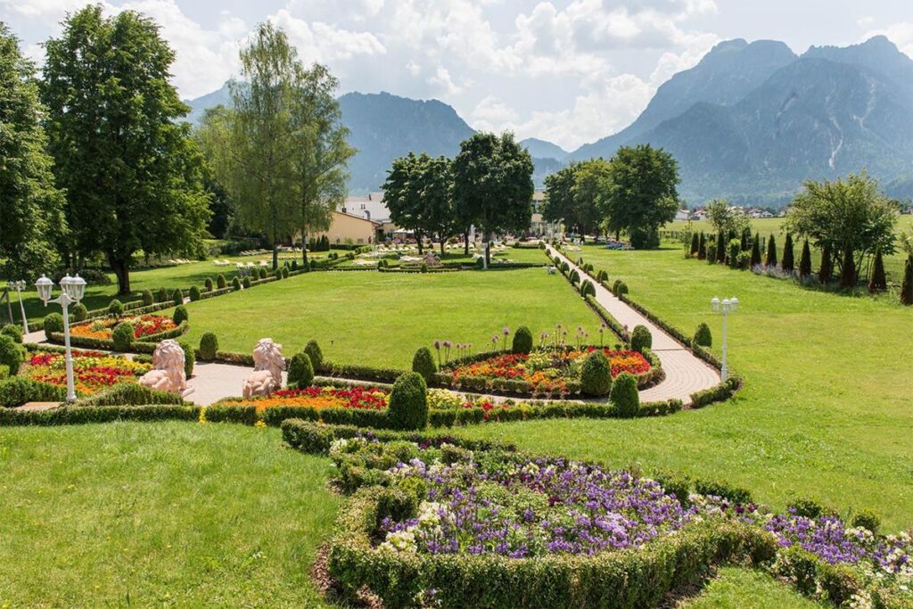 Kristall Therme Schwangau Kurpark