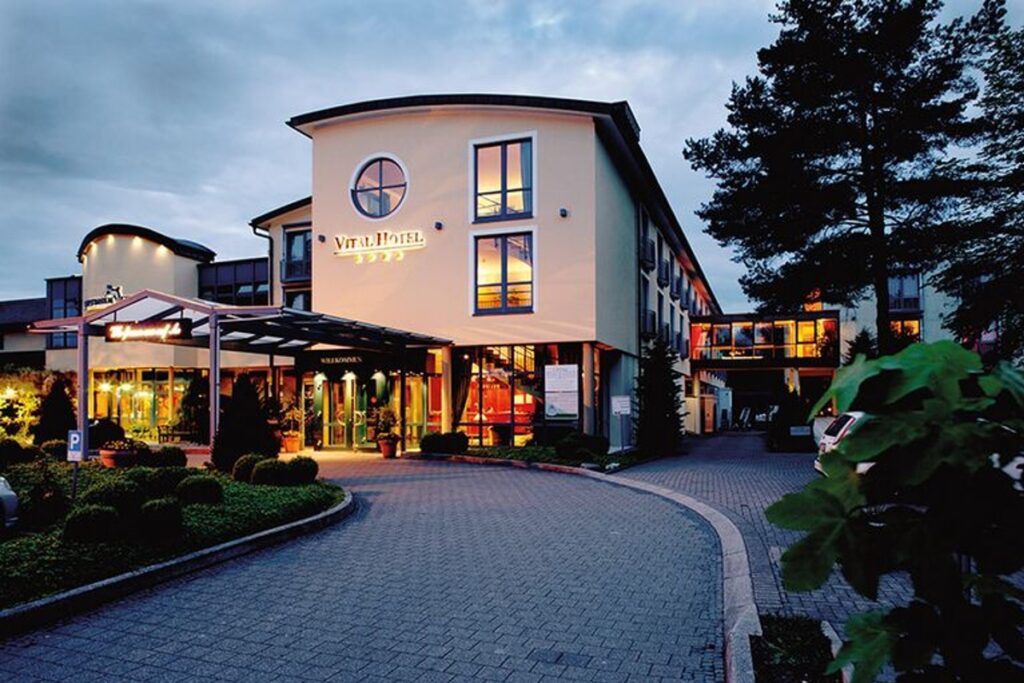 Deutschlands beste 10 Thermenhotels zum fairen Preis - Vitalhotel Therme und Wellnessresort Bad Lippspringe