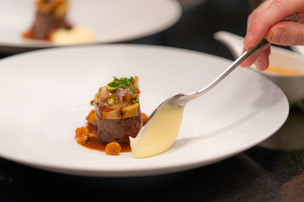 Essen im Waldhotel Sonnora