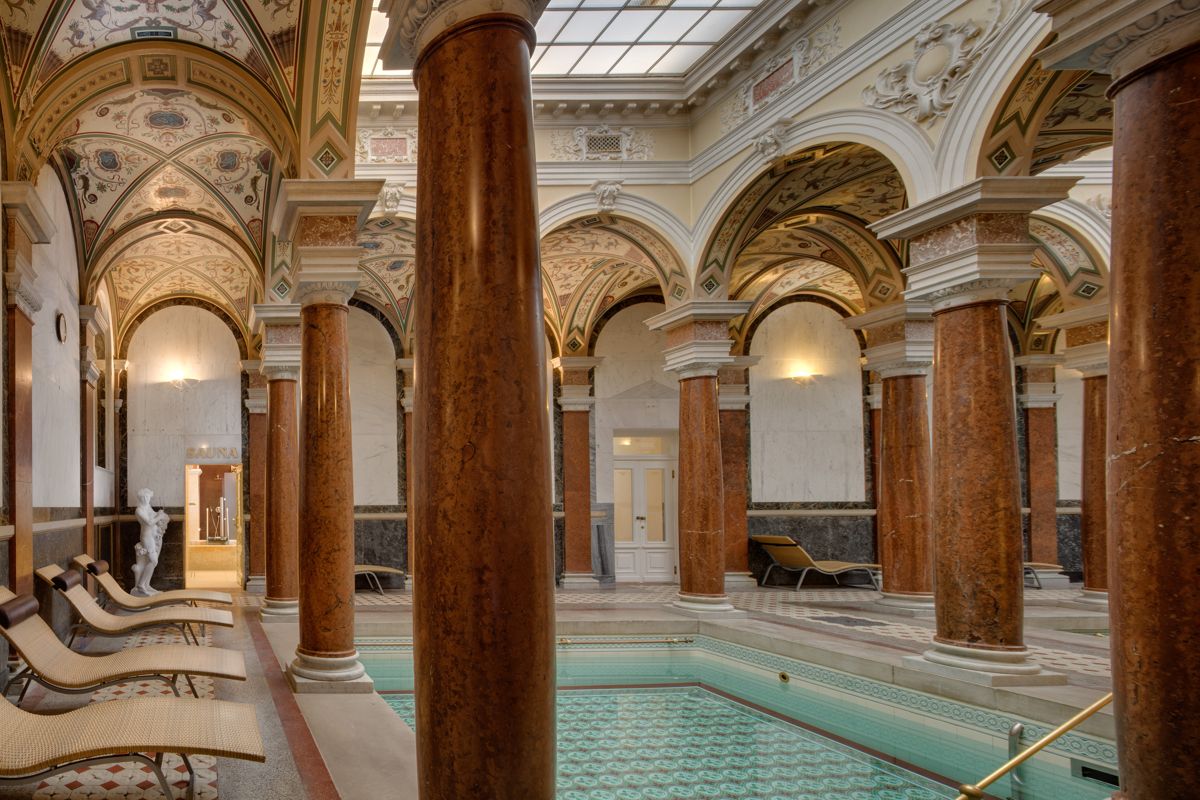 Römisches Bad im Hotel Nove Lazne